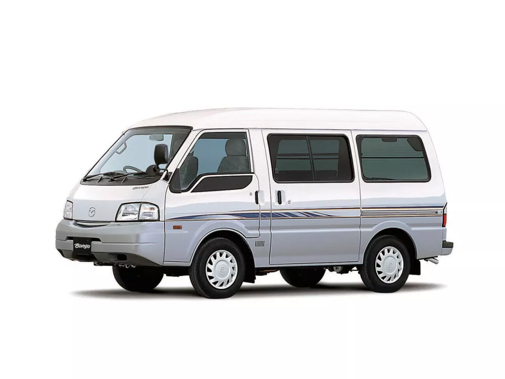 Автомобиль Mazda Bongo IV Минивэн