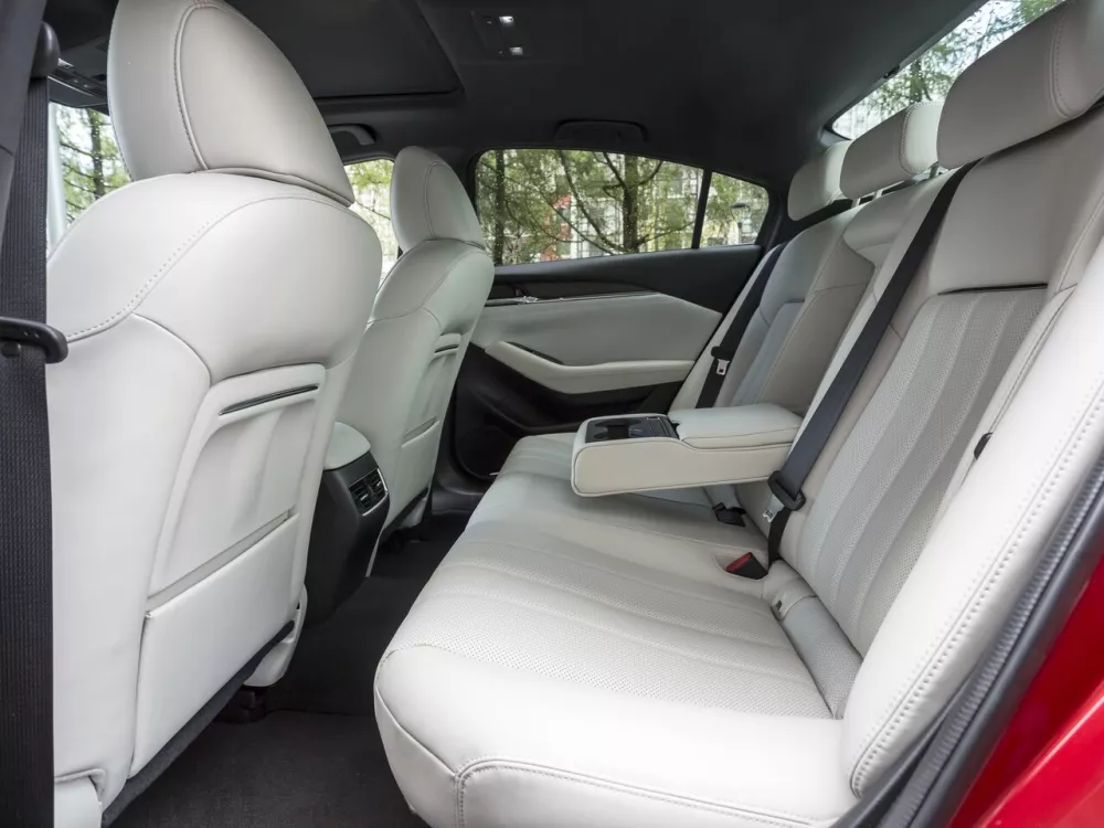 Автомобиль Mazda 6 III (GJ) Рестайлинг 2 Седан