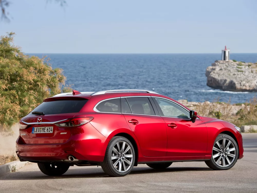 Автомобиль Mazda 6 III (GJ) Рестайлинг 2 Универсал (5 дверей)