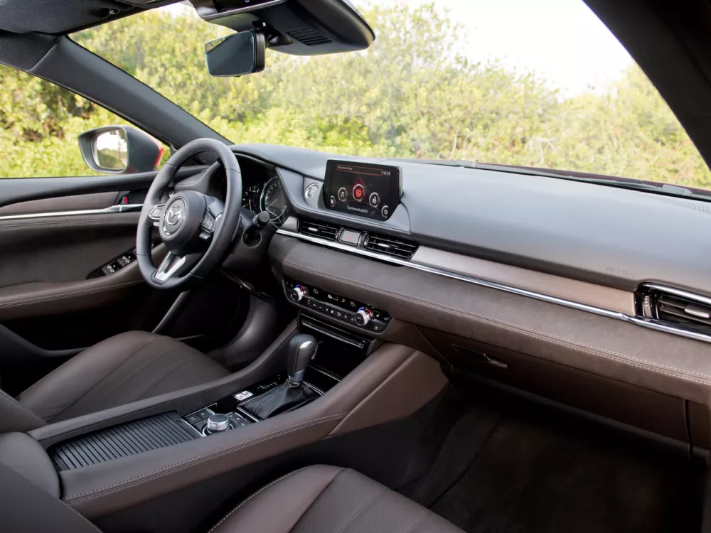 Автомобиль Mazda 6 III (GJ) Рестайлинг 2 Универсал (5 дверей)