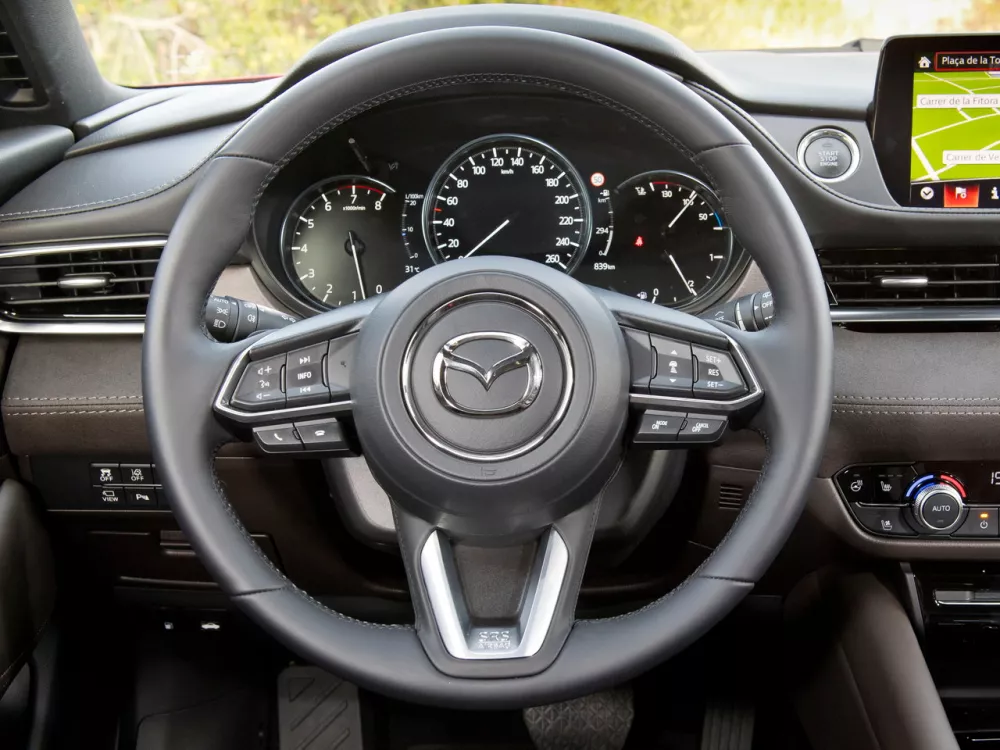 Автомобиль Mazda 6 III (GJ) Рестайлинг 2 Универсал (5 дверей)