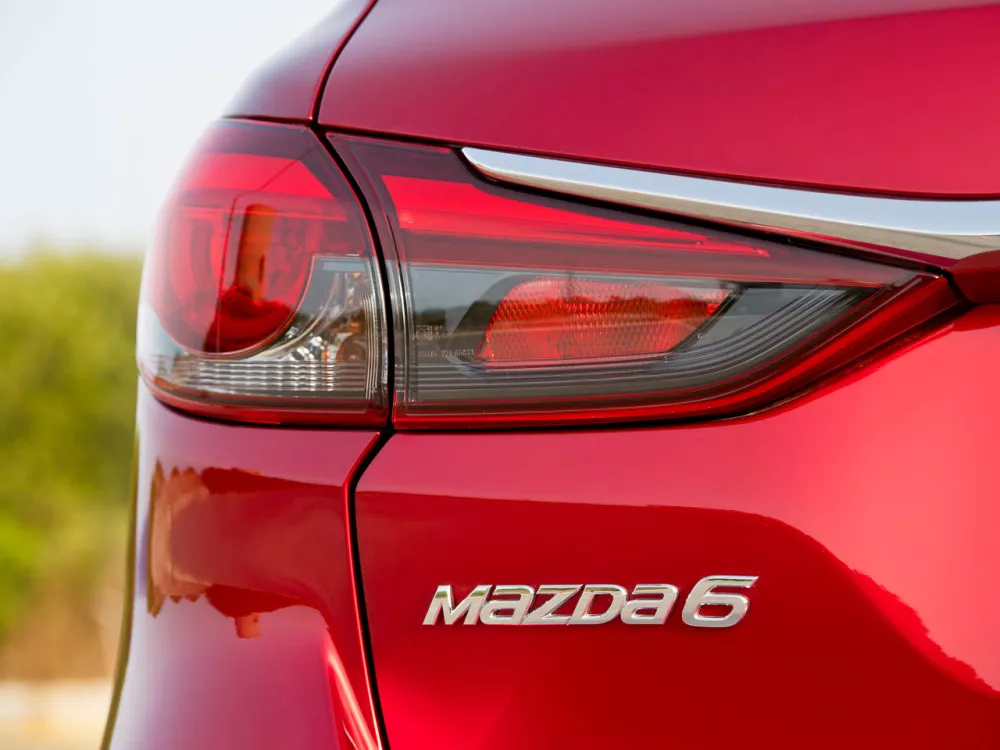 Автомобиль Mazda 6 III (GJ) Рестайлинг 2 Универсал (5 дверей)