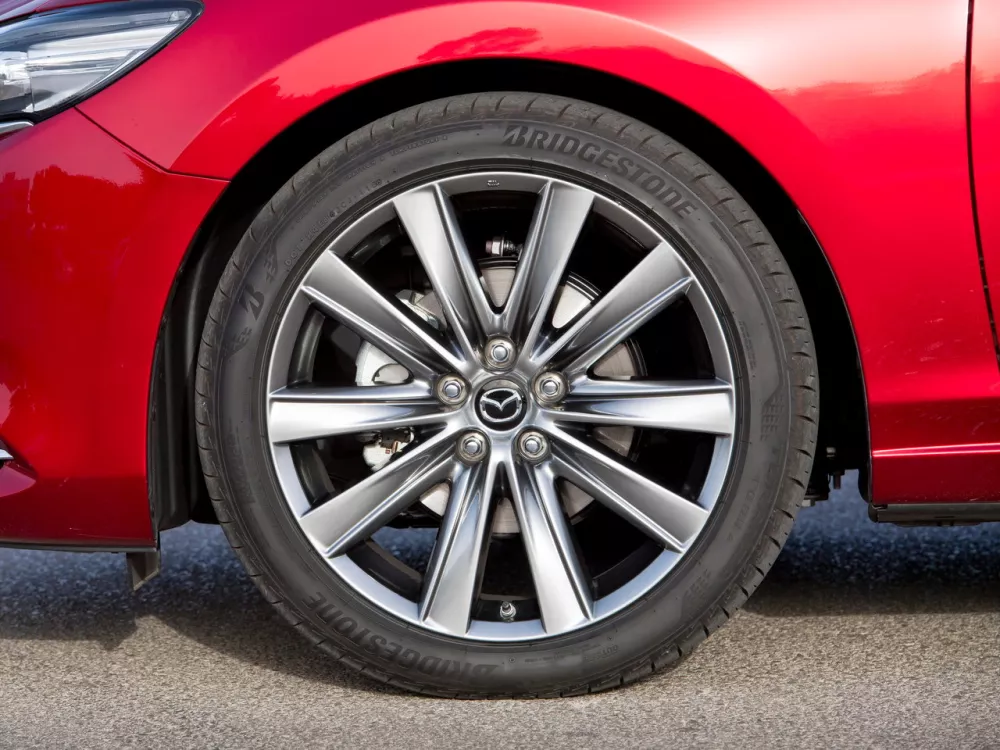 Автомобиль Mazda 6 III (GJ) Рестайлинг 2 Универсал (5 дверей)