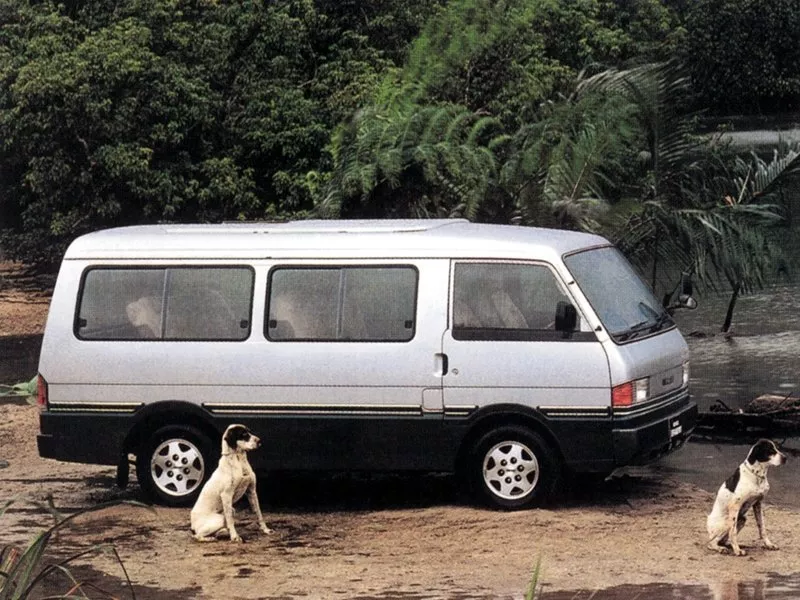 Автомобиль Mazda Bongo III Минивэн