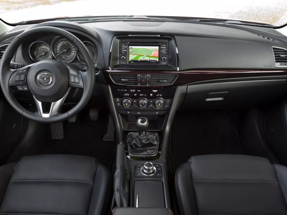 Автомобиль Mazda 6 III (GJ) Универсал (5 дверей)
