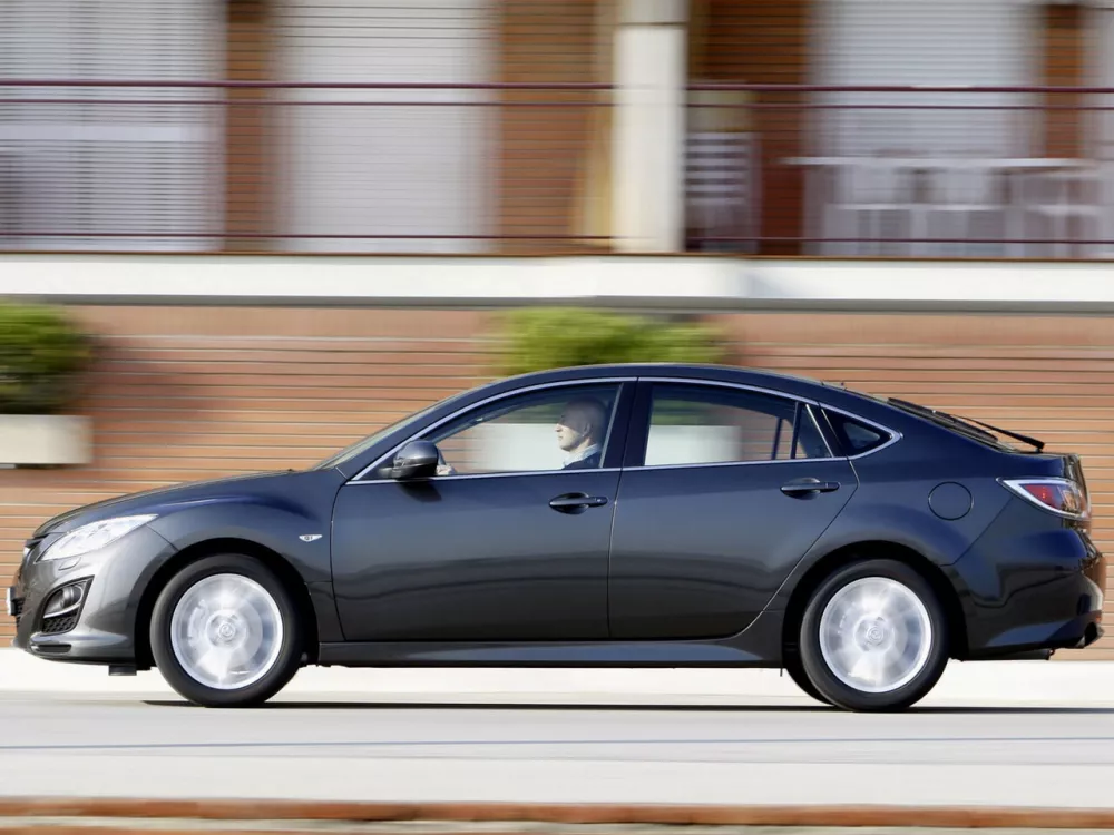 Автомобиль Mazda 6 II (GH) Рестайлинг Лифтбек