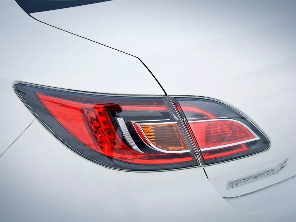 Автомобиль Mazda 6 II (GH) Рестайлинг Седан