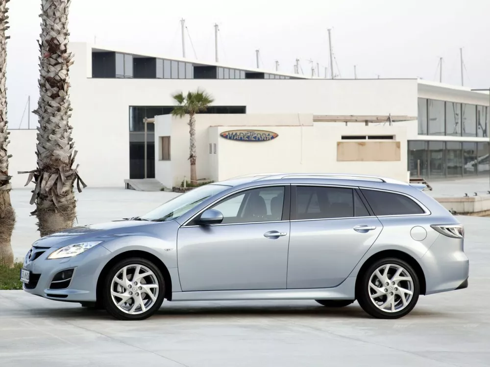 Автомобиль Mazda 6 II (GH) Рестайлинг Универсал (5 дверей)