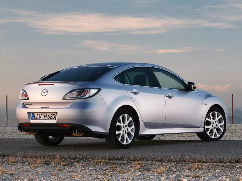 Автомобиль Mazda 6 II (GH) Лифтбек
