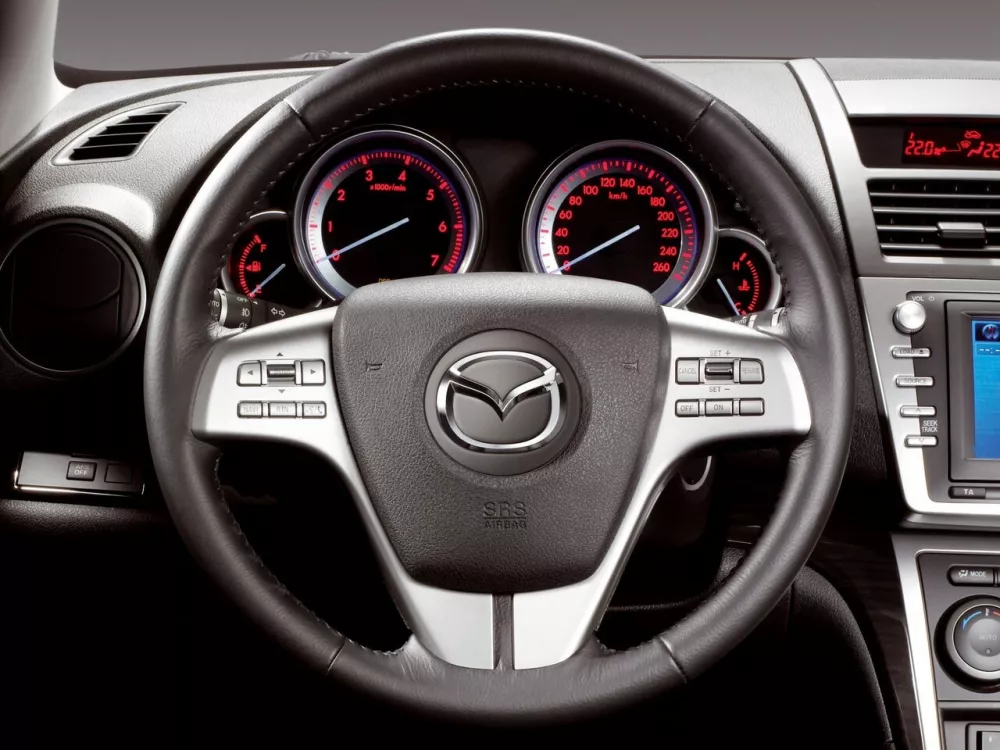 Автомобиль Mazda 6 II (GH) Универсал (5 дверей)