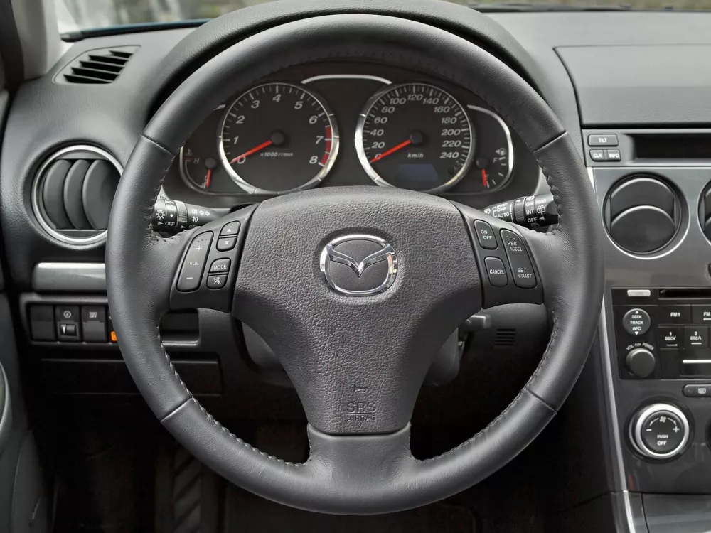 Автомобиль Mazda 6 I (GG) Рестайлинг Седан