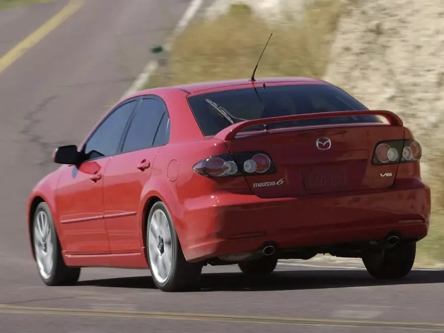 Автомобиль Mazda 6 I (GG) Рестайлинг Лифтбек