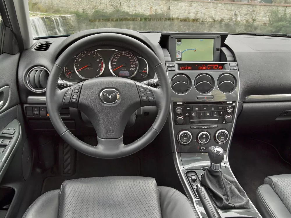 Автомобиль Mazda 6 I (GG) Рестайлинг Универсал (5 дверей)