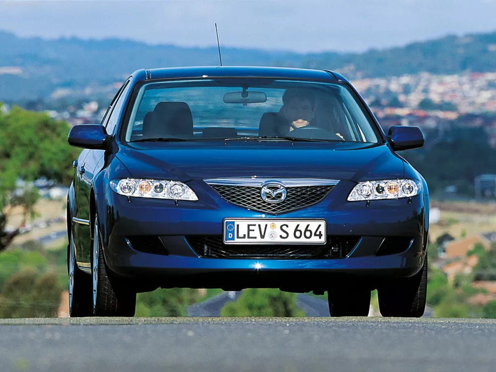 Автомобиль Mazda 6 I (GG) Седан