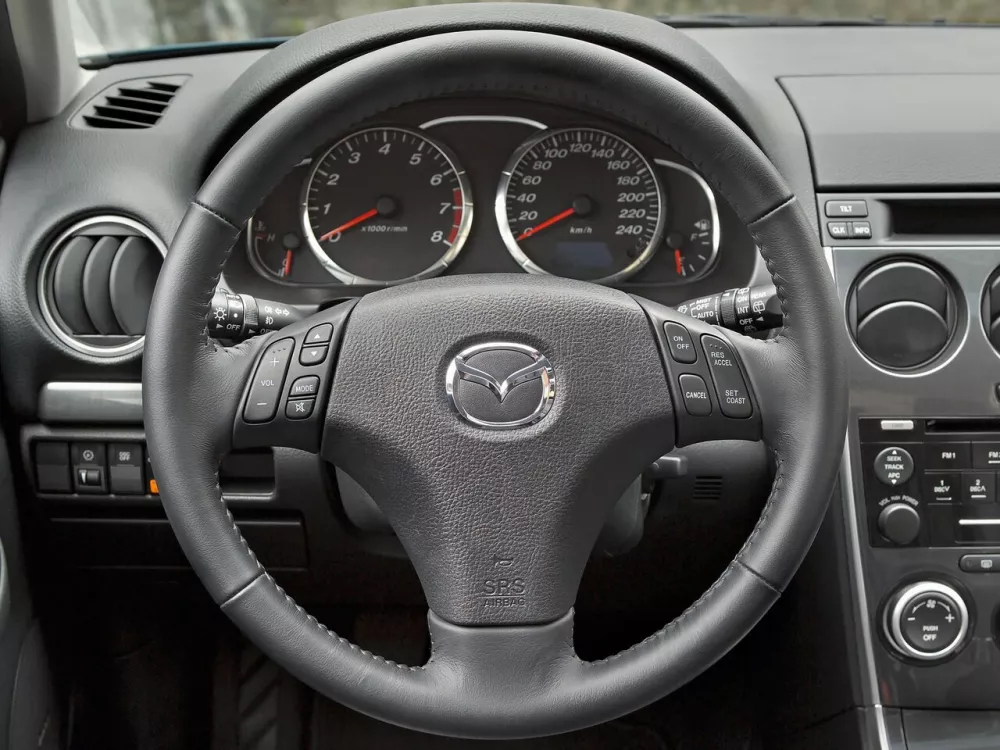 Автомобиль Mazda 6 I (GG) Рестайлинг Универсал (5 дверей)