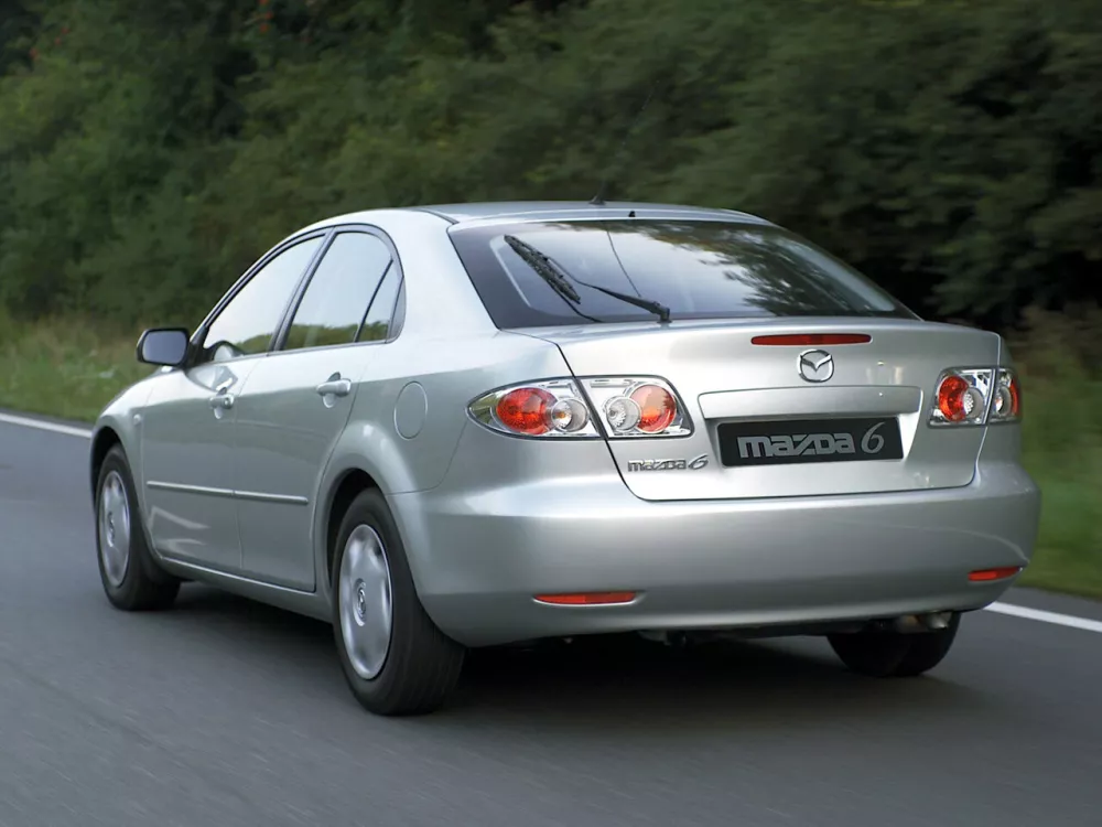 Автомобиль Mazda 6 I (GG) Лифтбек