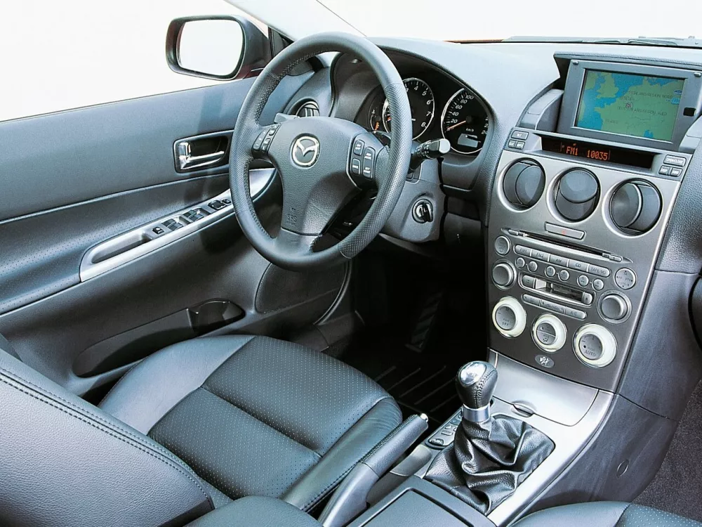Автомобиль Mazda 6 I (GG) Седан