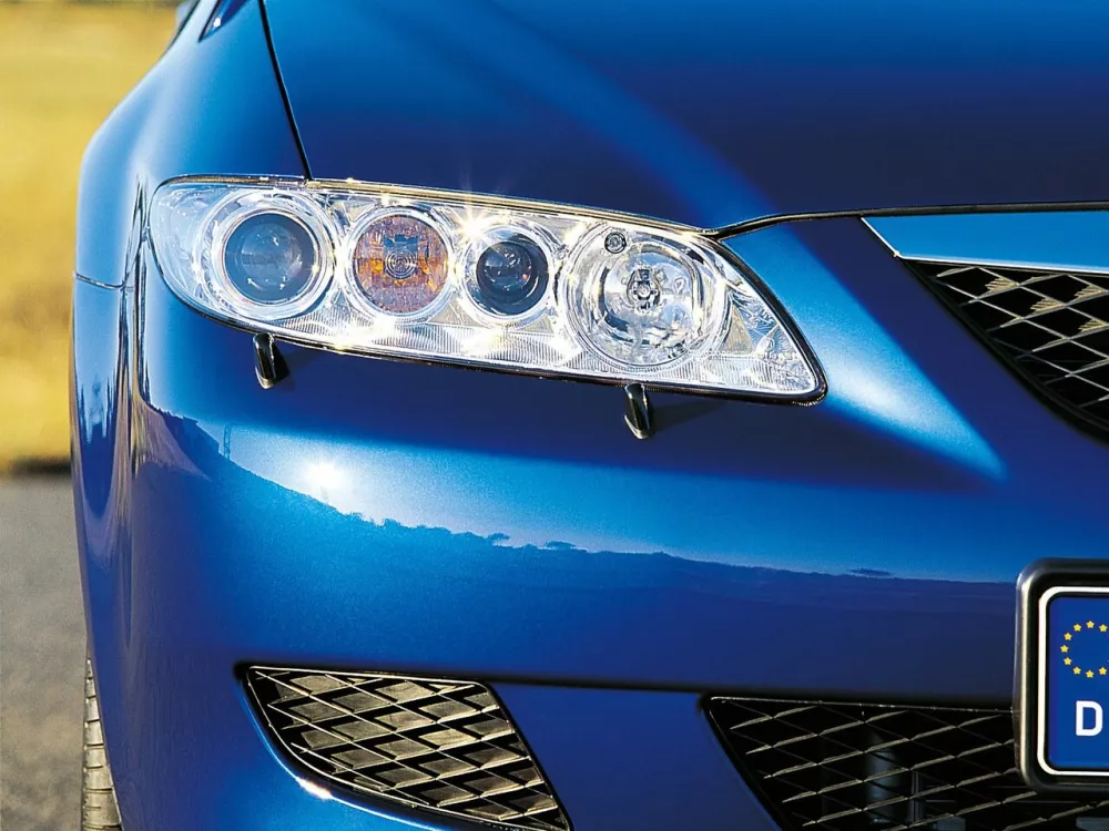 Автомобиль Mazda 6 I (GG) Седан