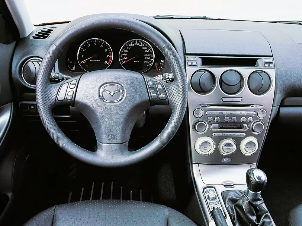 Автомобиль Mazda 6 I (GG) Универсал (5 дверей)