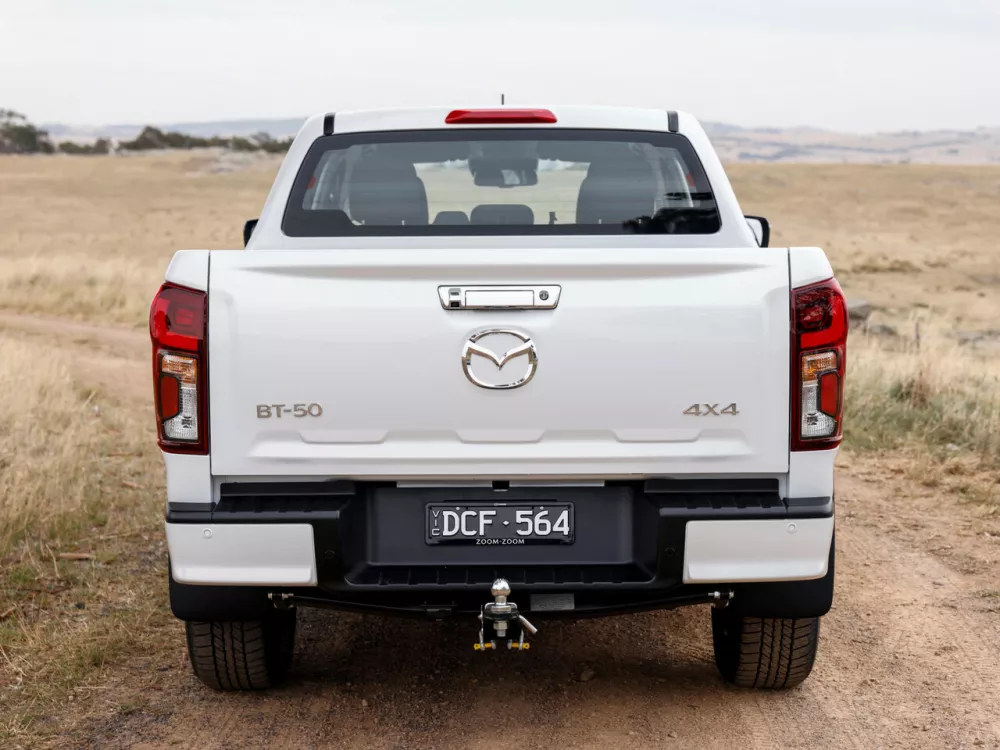Автомобиль Mazda BT-50 III Рестайлинг Пикап Двойная кабина