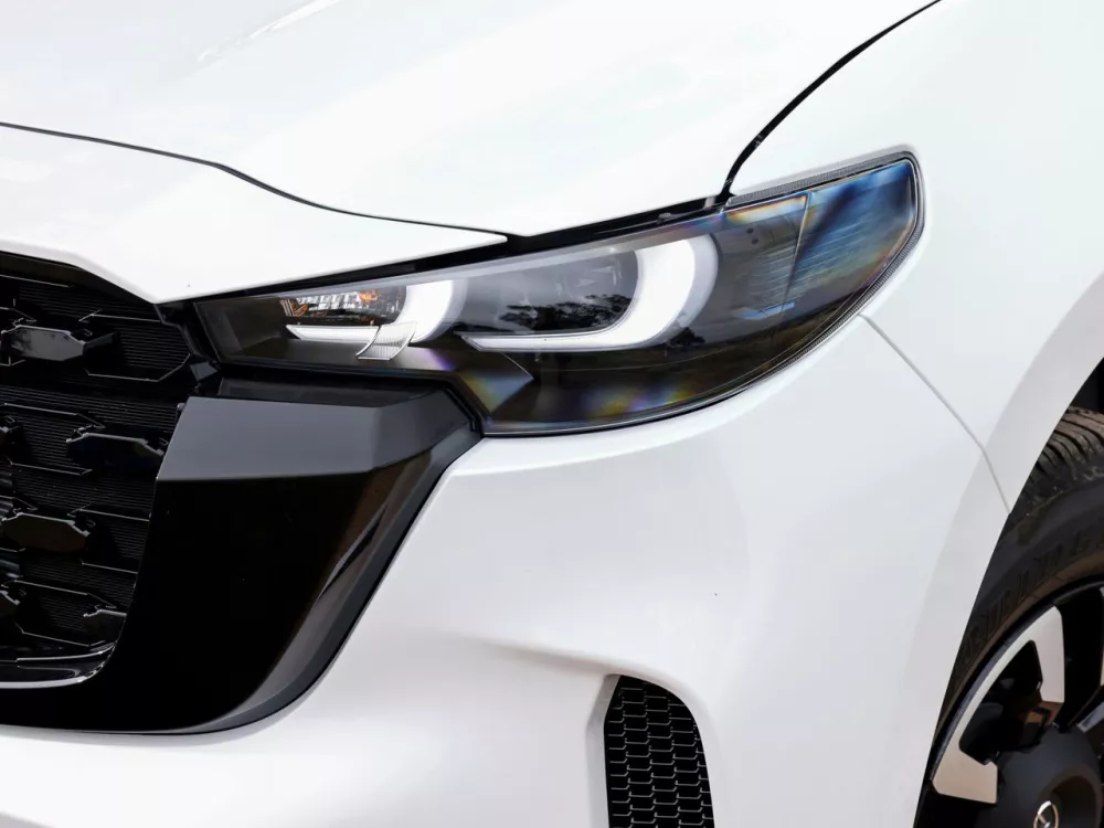 Автомобиль Mazda BT-50 III Рестайлинг Пикап Двойная кабина