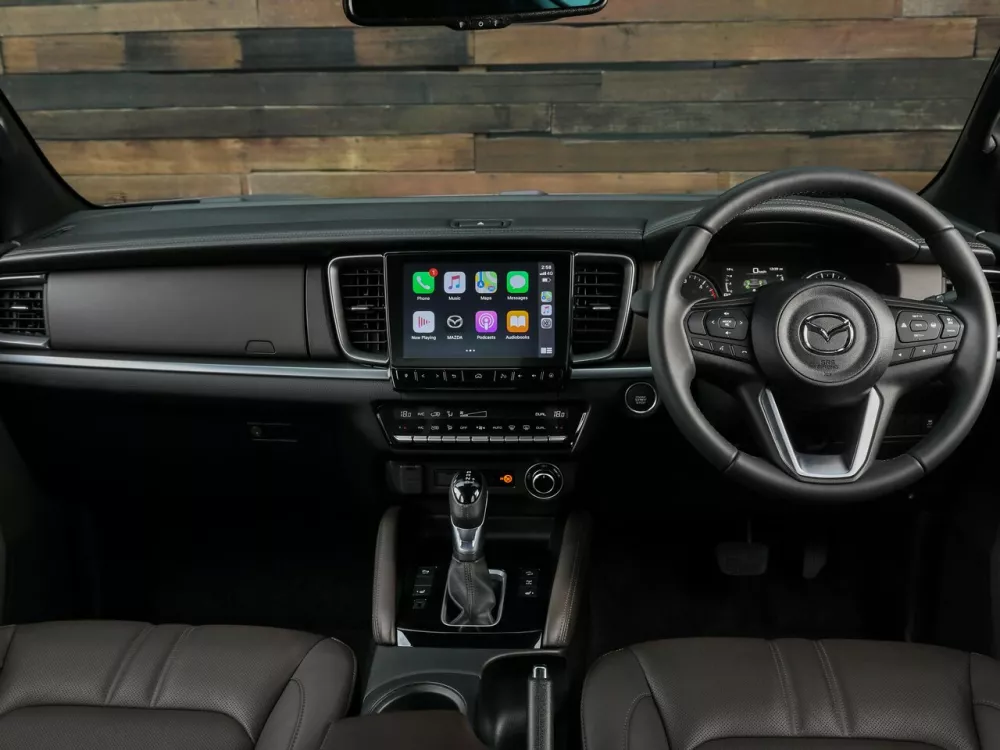 Автомобиль Mazda BT-50 III Пикап Двойная кабина