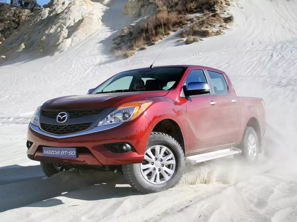 Автомобиль Mazda BT-50 II Пикап Двойная кабина