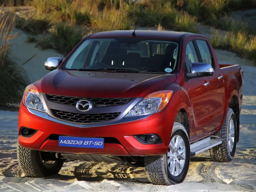 Автомобиль Mazda BT-50 II Пикап Двойная кабина