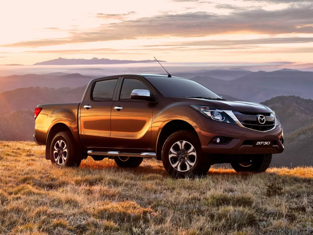 Автомобиль Mazda BT-50 II Рестайлинг Пикап Двойная кабина