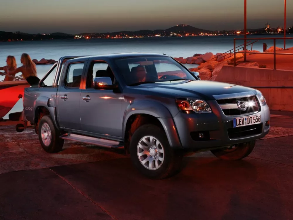 Автомобиль Mazda BT-50 I Пикап Двойная кабина