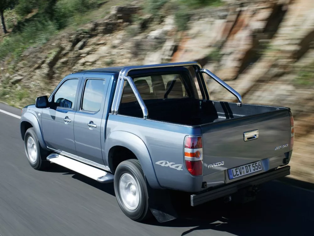 Автомобиль Mazda BT-50 I Пикап Двойная кабина