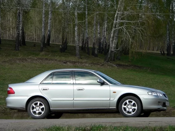 Автомобиль Mazda Capella VI Седан