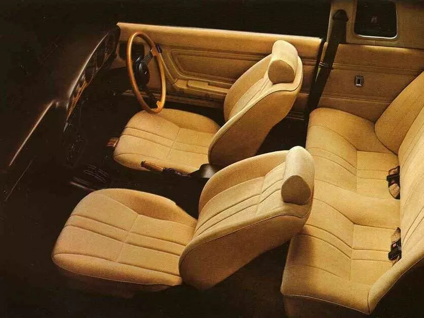 Автомобиль Mazda Cosmo CD Купе L