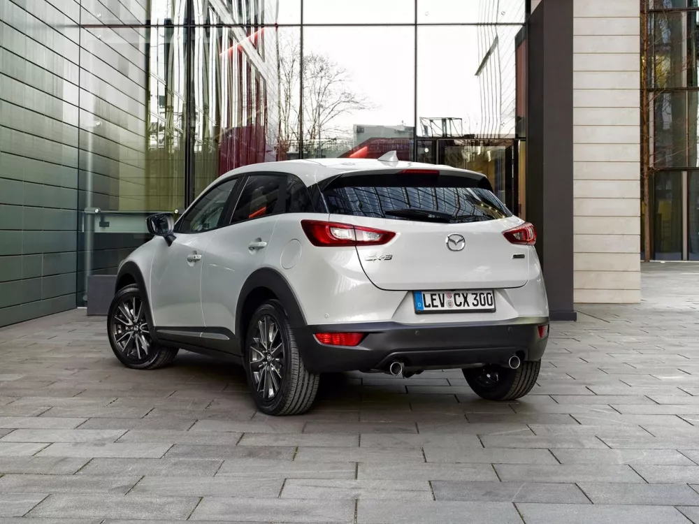 Автомобиль Mazda CX-3 I Внедорожник (5 дверей)