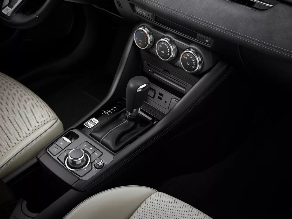 Автомобиль Mazda CX-3 I Рестайлинг Внедорожник (5 дверей)