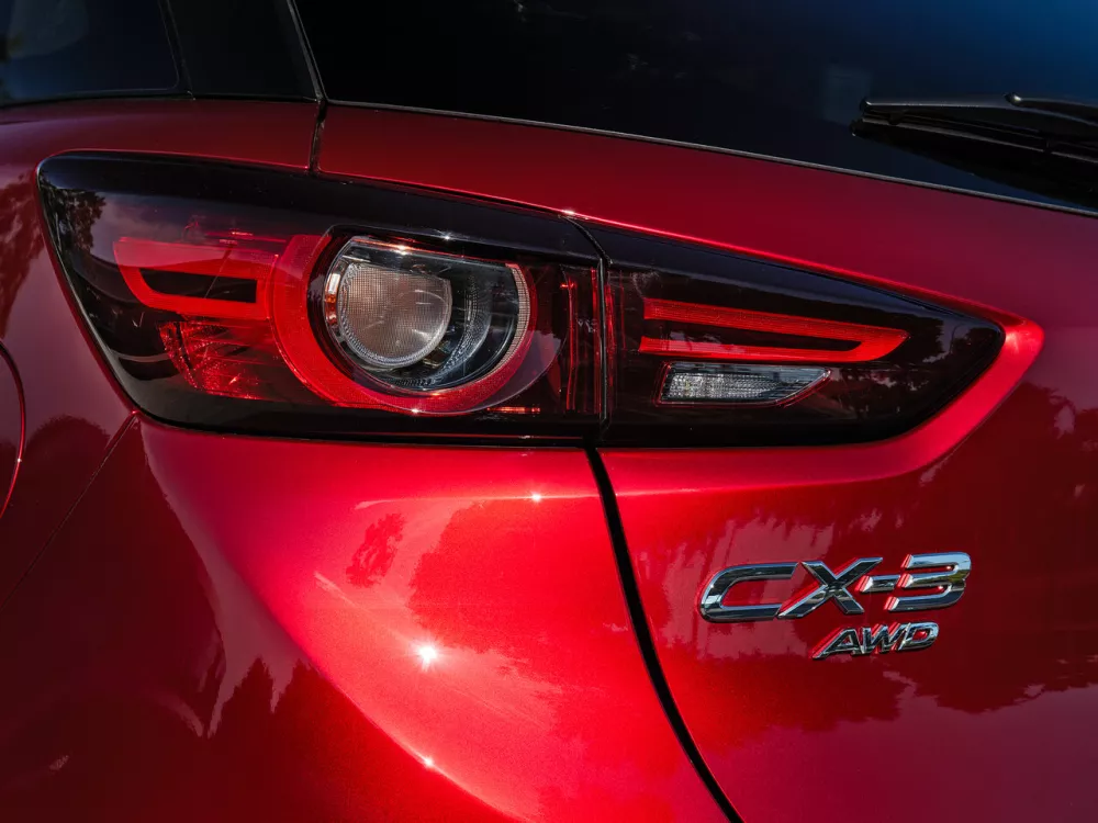 Автомобиль Mazda CX-3 I Рестайлинг Внедорожник (5 дверей)