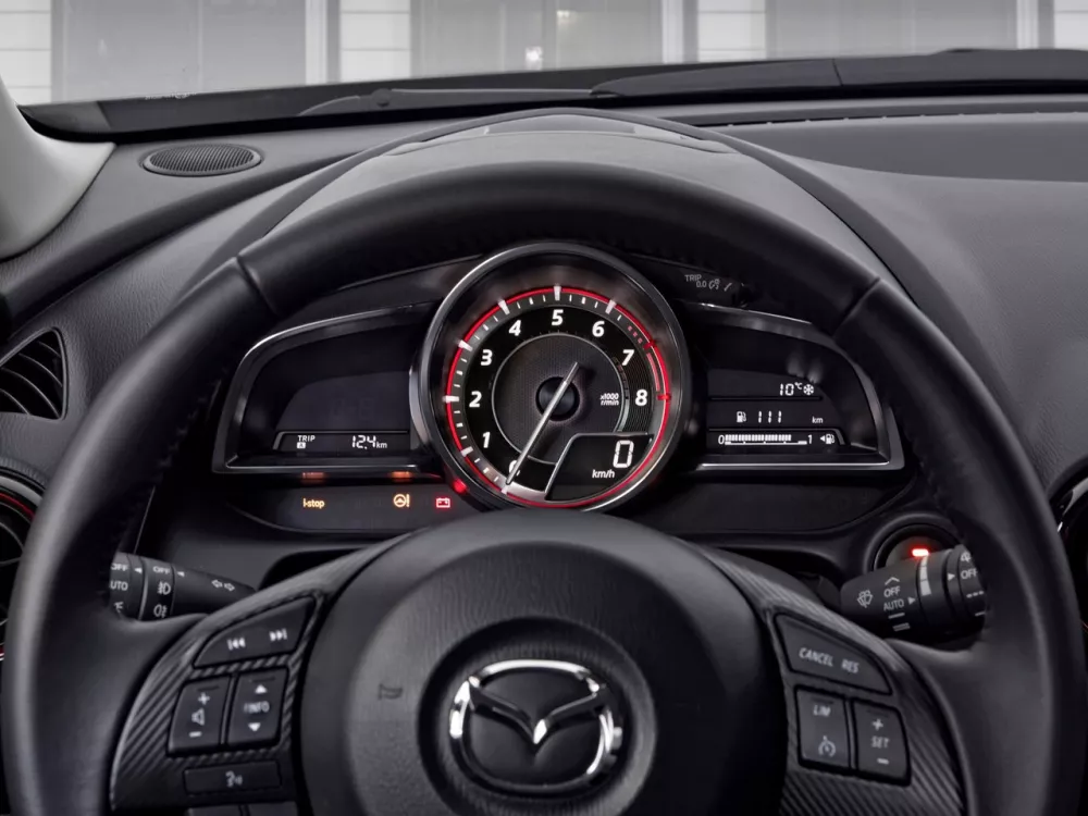 Автомобиль Mazda CX-3 I Внедорожник (5 дверей)
