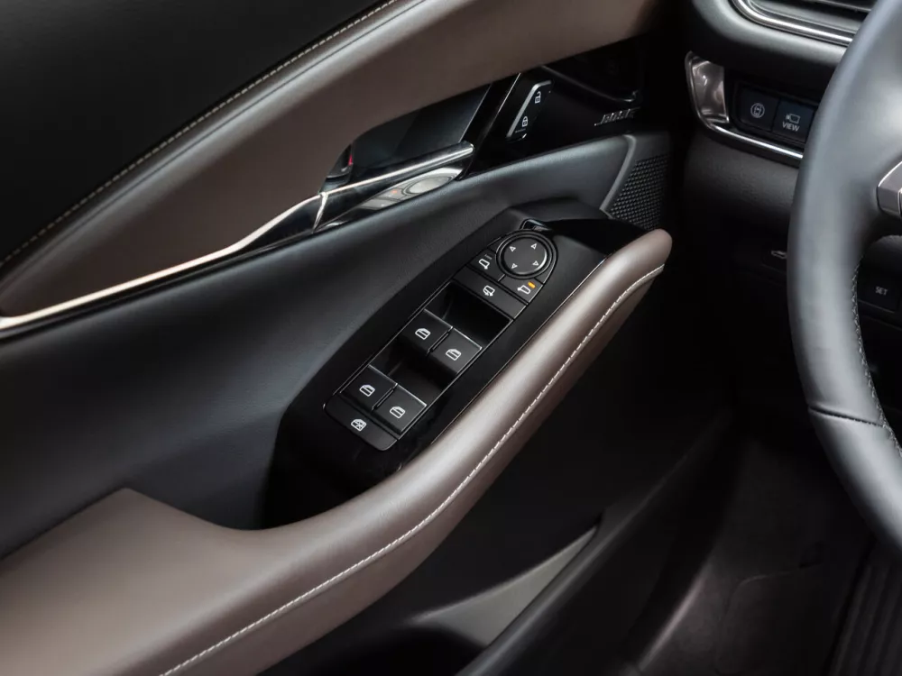 Автомобиль Mazda CX-30 I Внедорожник (5 дверей)