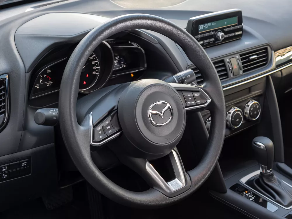 Автомобиль Mazda CX-4 I Рестайлинг Внедорожник (5 дверей)