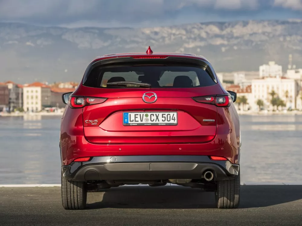 Автомобиль Mazda CX-5 II Рестайлинг Внедорожник (5 дверей)