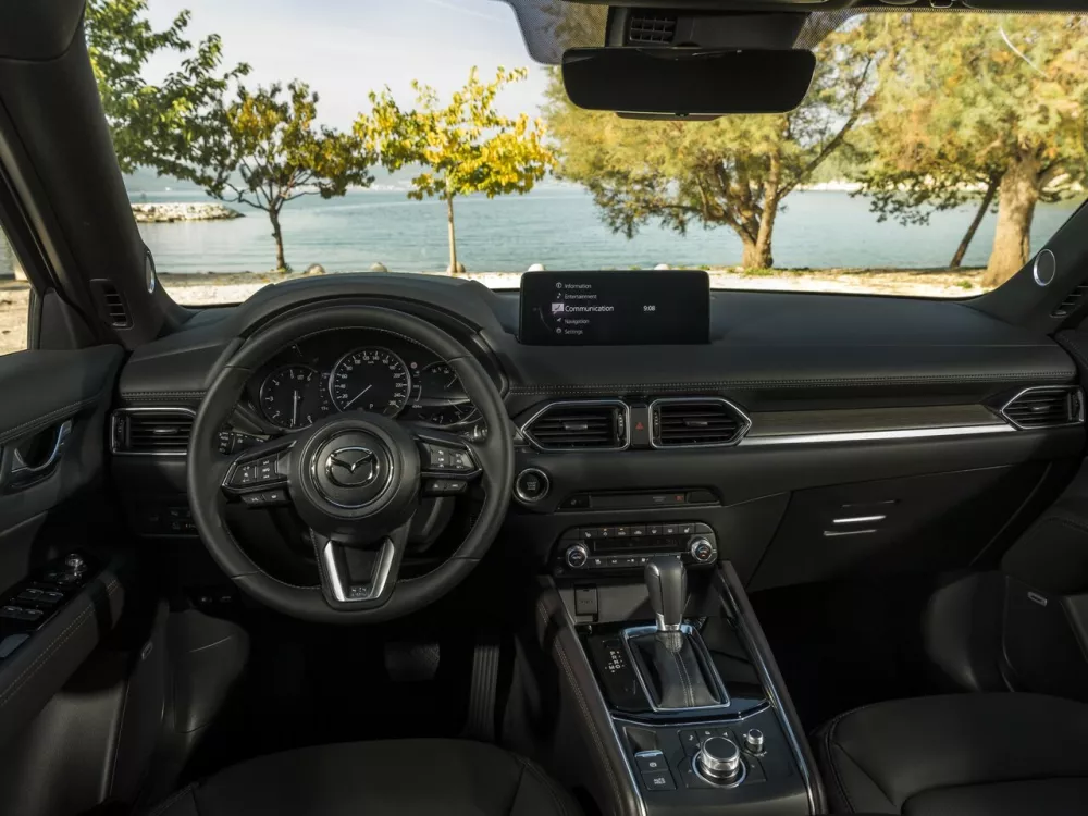 Автомобиль Mazda CX-5 II Рестайлинг Внедорожник (5 дверей)