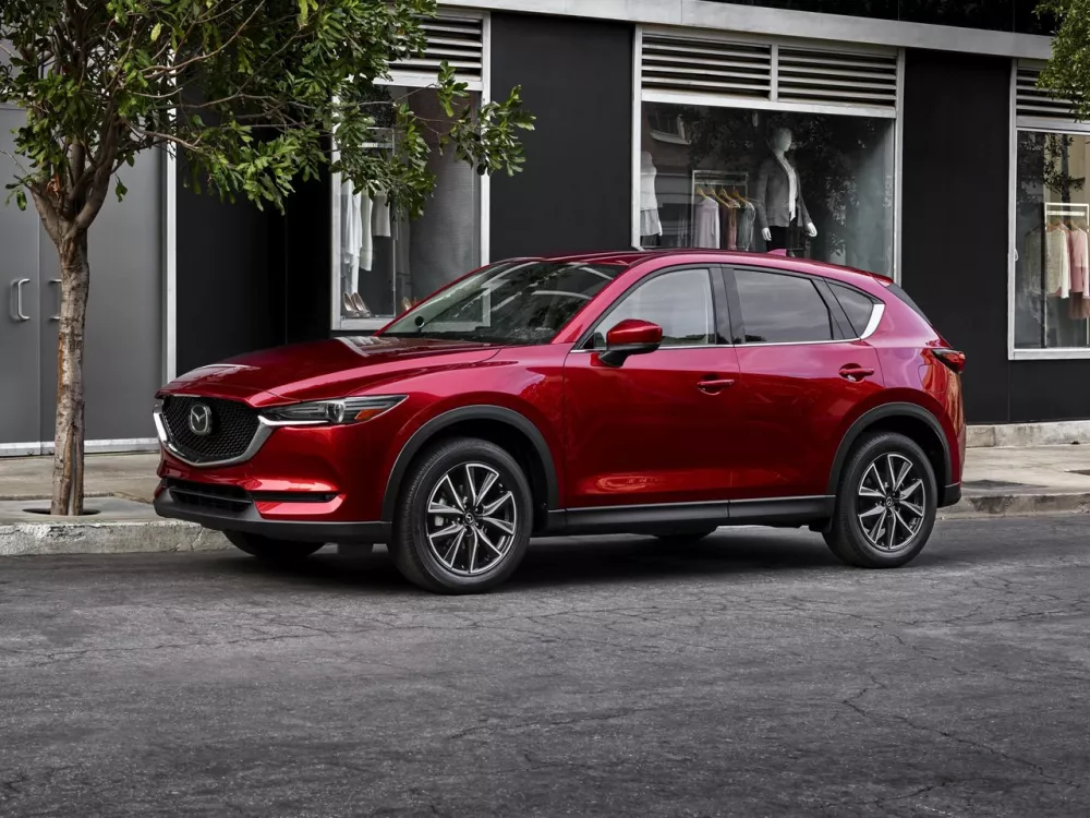 Автомобиль Mazda CX-5 II Внедорожник (5 дверей)