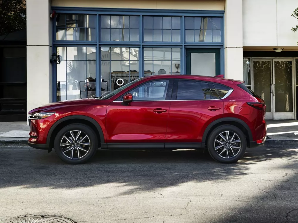 Автомобиль Mazda CX-5 II Внедорожник (5 дверей)