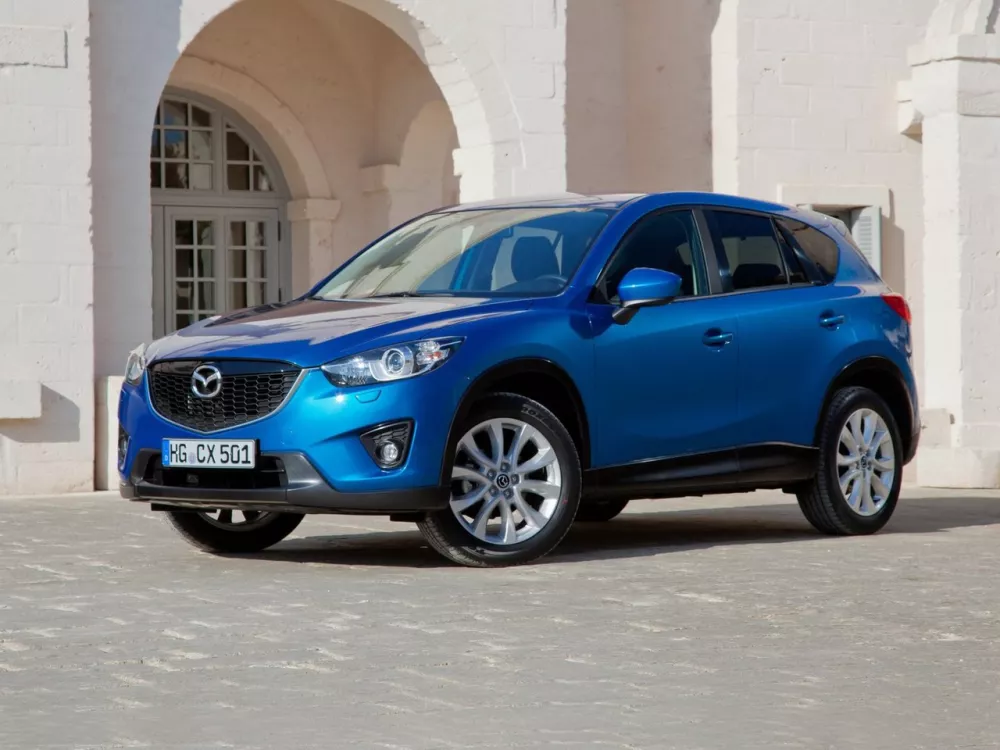 Автомобиль Mazda CX-5 I Внедорожник (5 дверей)