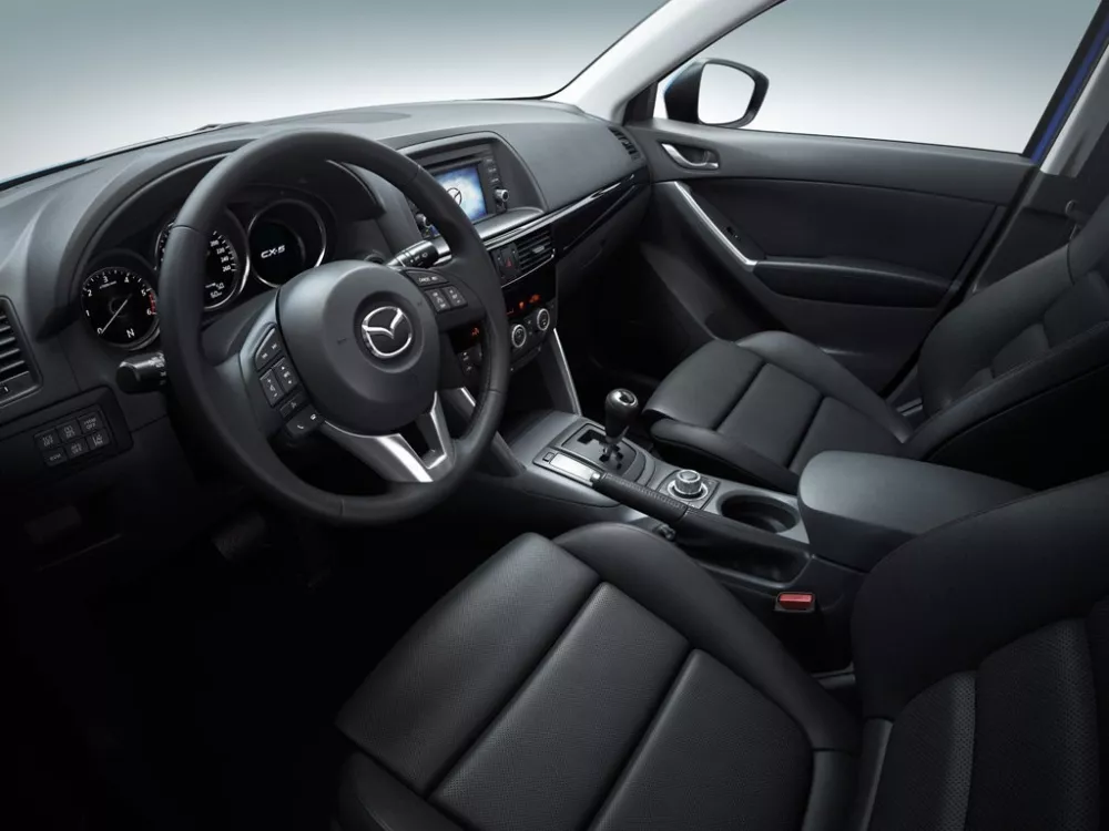 Автомобиль Mazda CX-5 I Внедорожник (5 дверей)