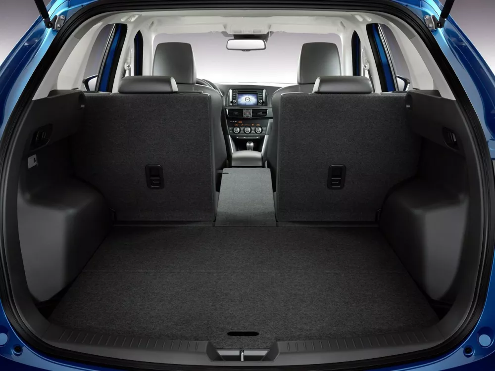 Автомобиль Mazda CX-5 I Внедорожник (5 дверей)
