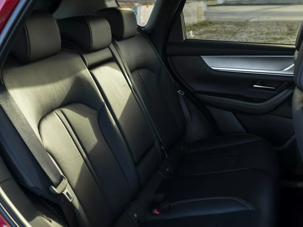 Автомобиль Mazda CX-60 Внедорожник (5 дверей)