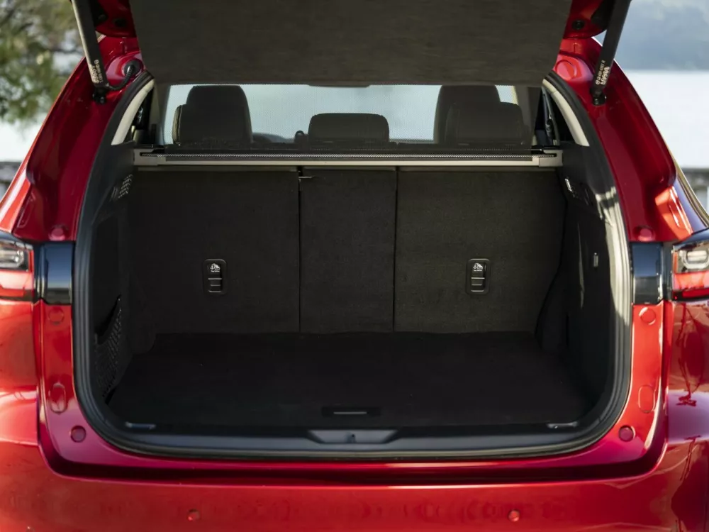 Автомобиль Mazda CX-60 Внедорожник (5 дверей)