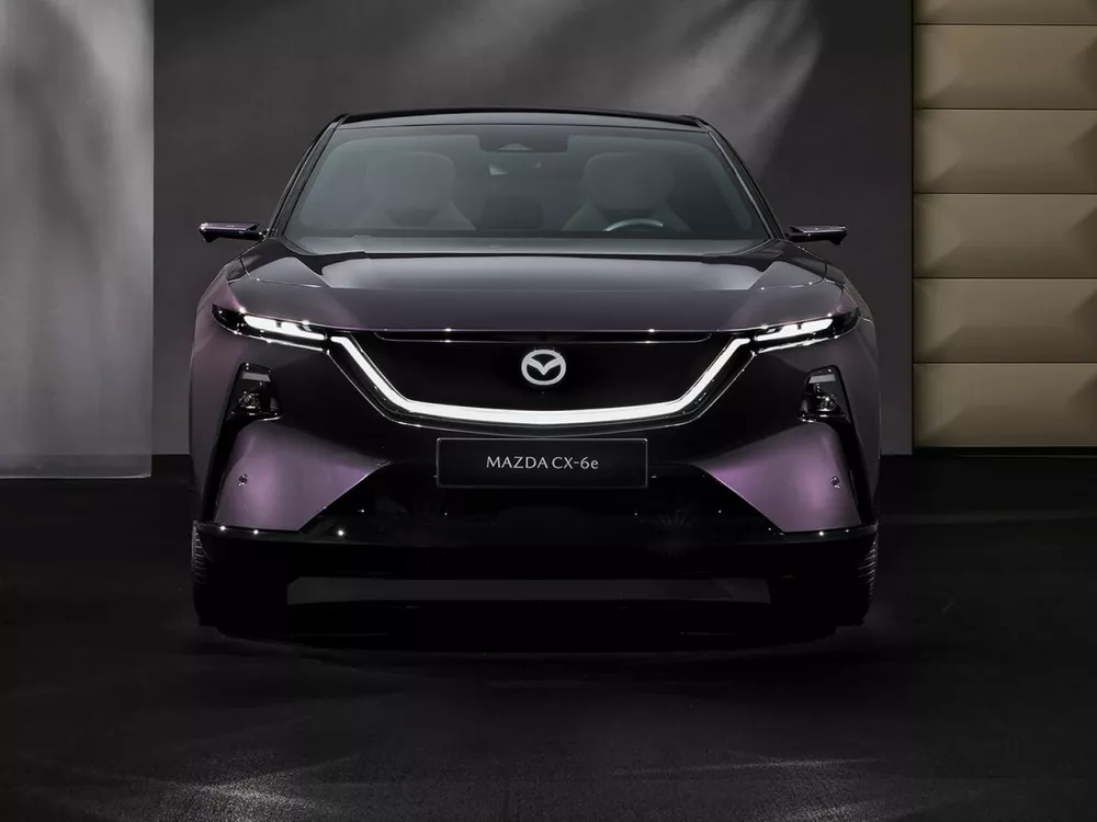 Автомобиль Mazda CX-6e Внедорожник (5 дверей)