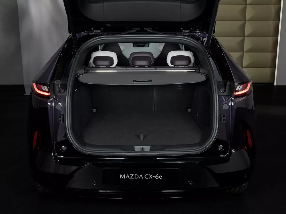 Автомобиль Mazda CX-6e Внедорожник (5 дверей)